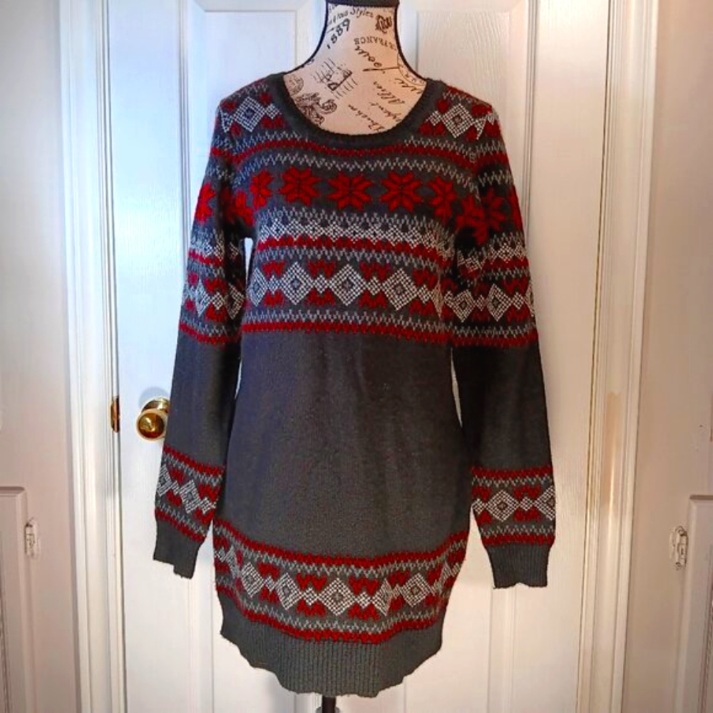 NWOT Ricki's Fair Isle Long Sweater Black Nordic Knit Snowflake Tunic Top M